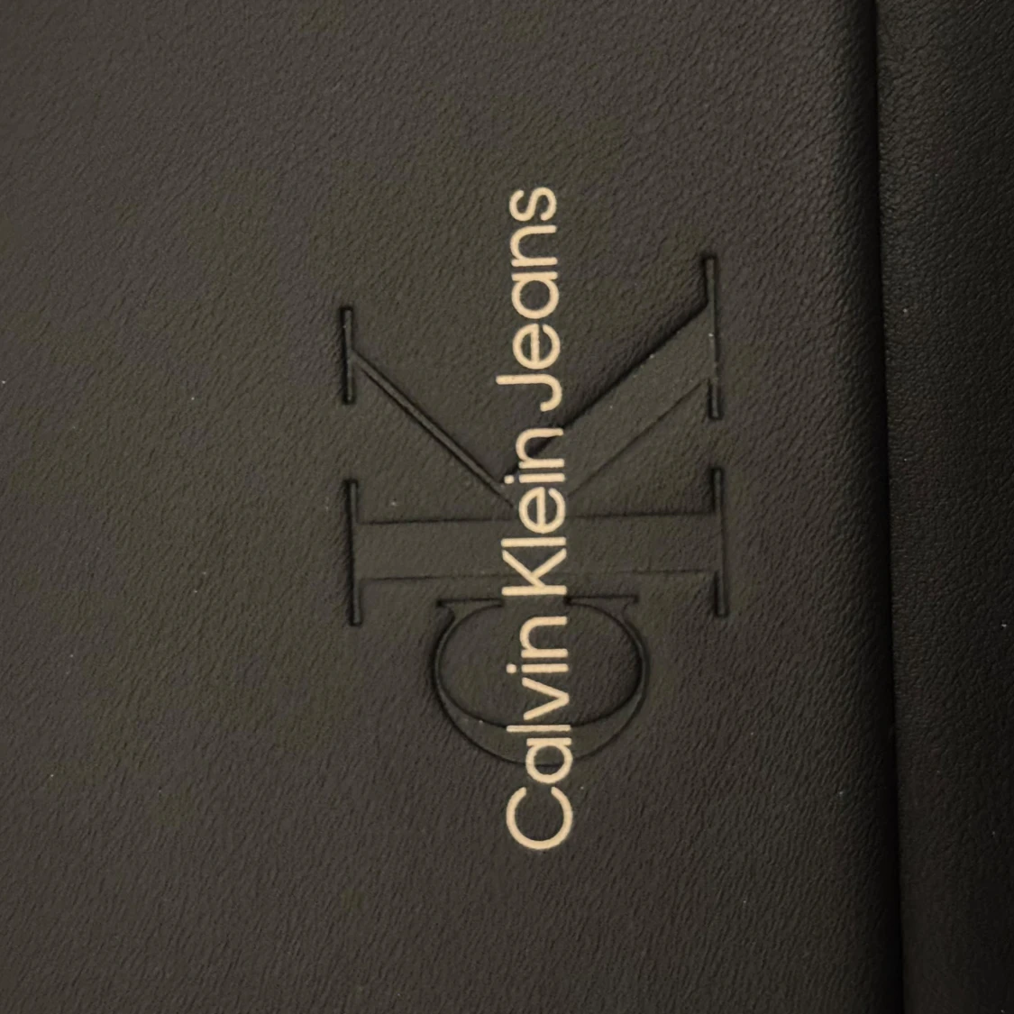 Svart axelväska från Calvin Klein Jeans - 4