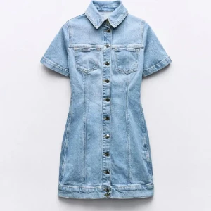 Jeans klänning - Superfin klänning, köpt förra sommaren🩷