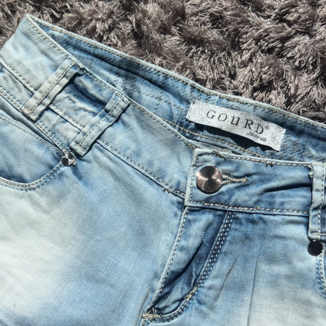 Lågmidjade jeansshorts  - 4