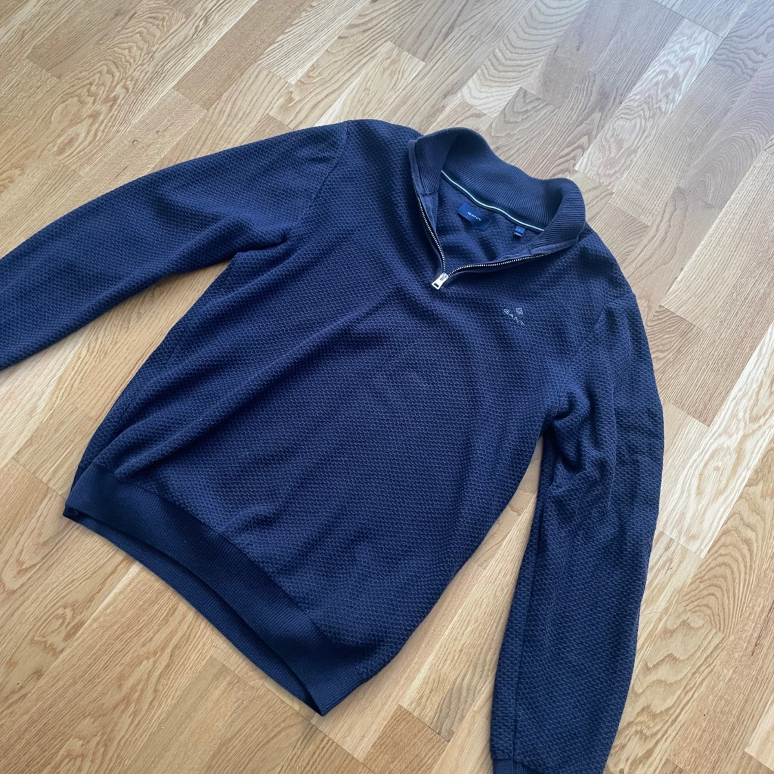 Mörkblå halvzip tröja från GANT - 3