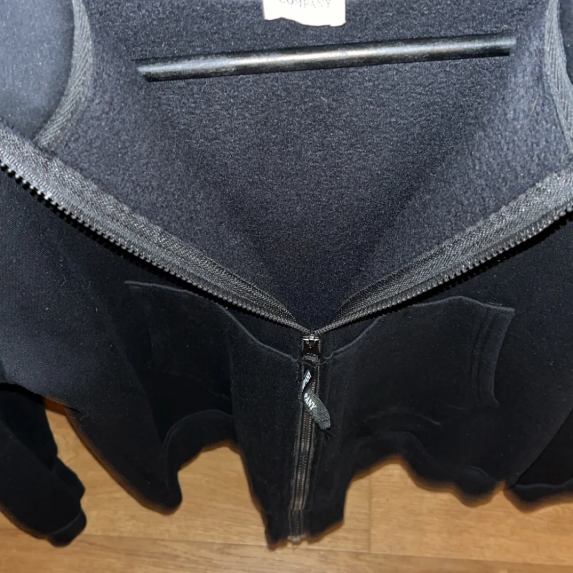 Svart hoodie från C.P. Company med goggles - 2