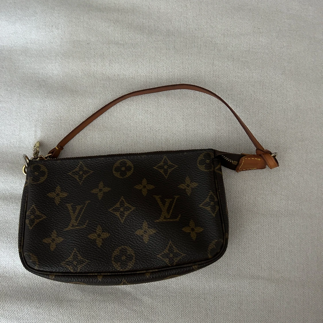 Louis Vuitton Monogram axelväska - 1