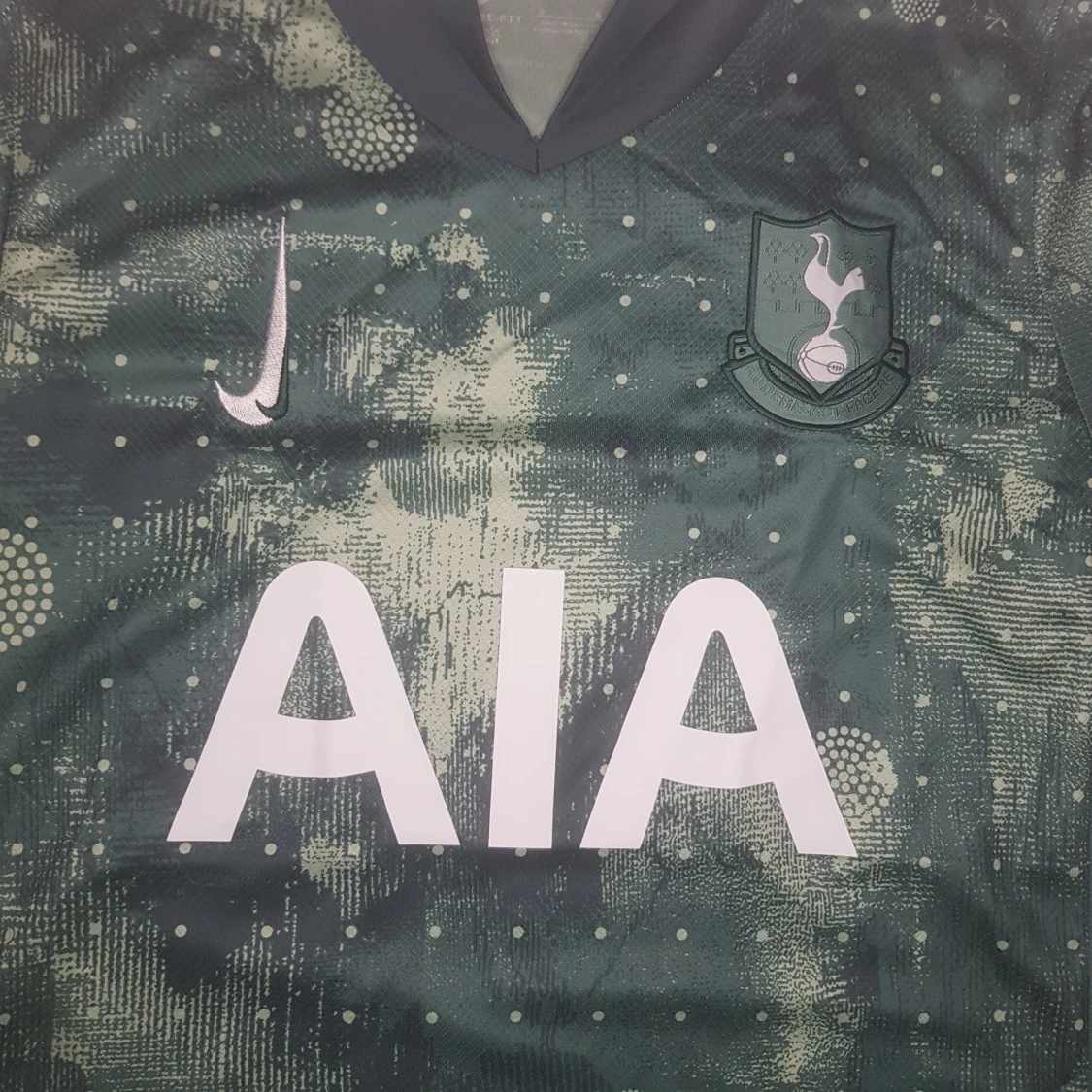 Tottenham 24/25 third  - 1