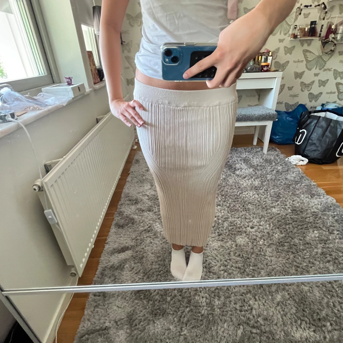 Beige ribbad långkjol