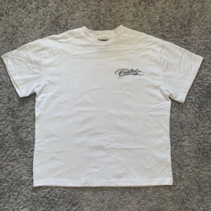 Corteiz t-shirt - Helt nya, säljer pga den är för stor  Storlek small men passar även medium Har prislapp och orginal förpacking