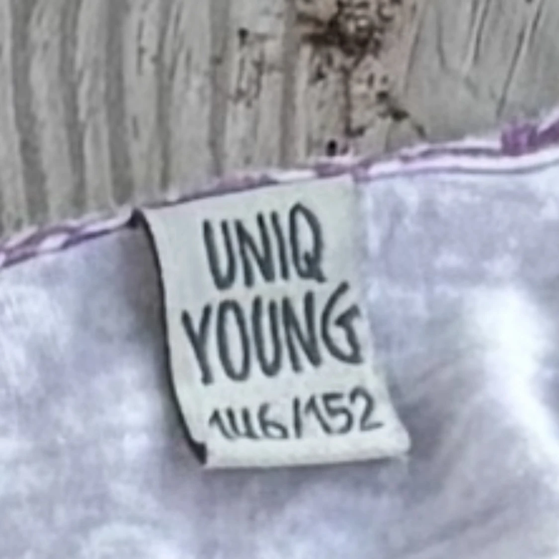 Lila mönstrad långklänning Uniq Young - 3