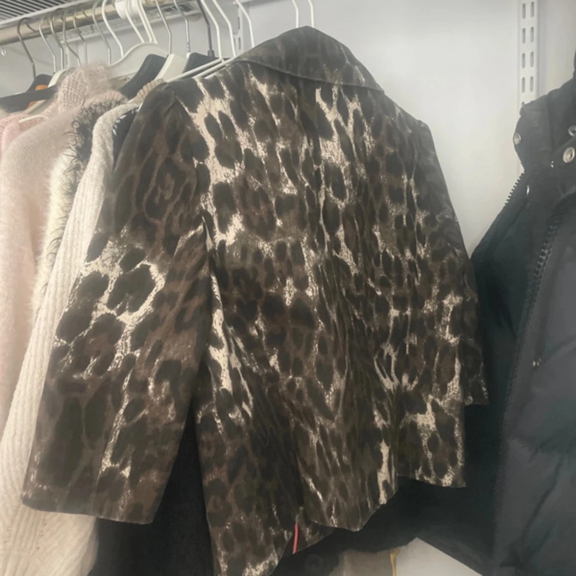 Leopardmönstrad kavaj från Atmosphere - 3