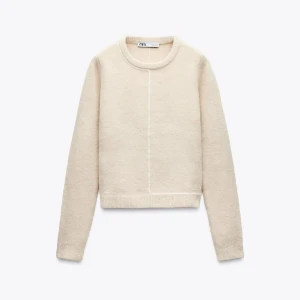 beige zara kofta - så snygg och trendig från zara 🫰noppig men kan tas bort enkelt med en noppbortagare