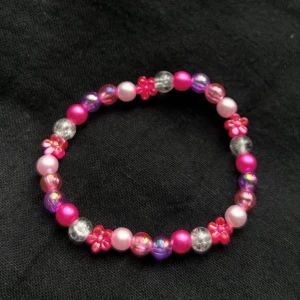 Armband - ARMBAND, 40:- 💖🌸💞💗🌷  Omkretsen på min handled: 16 cm Omkrets på armband: 15,5 cm (passar mig)
