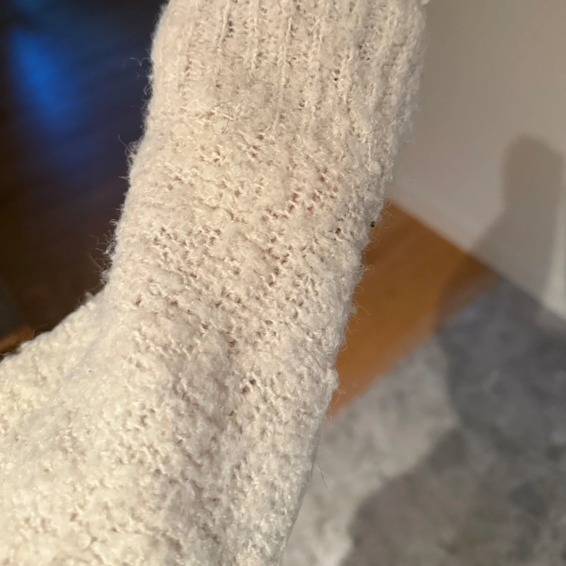 Vit stickad tröja med loose fit - 1