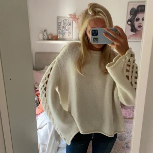 Stickad tröja med knytning - Så snygg och unik knyt tröja från Zara, lite nopprig