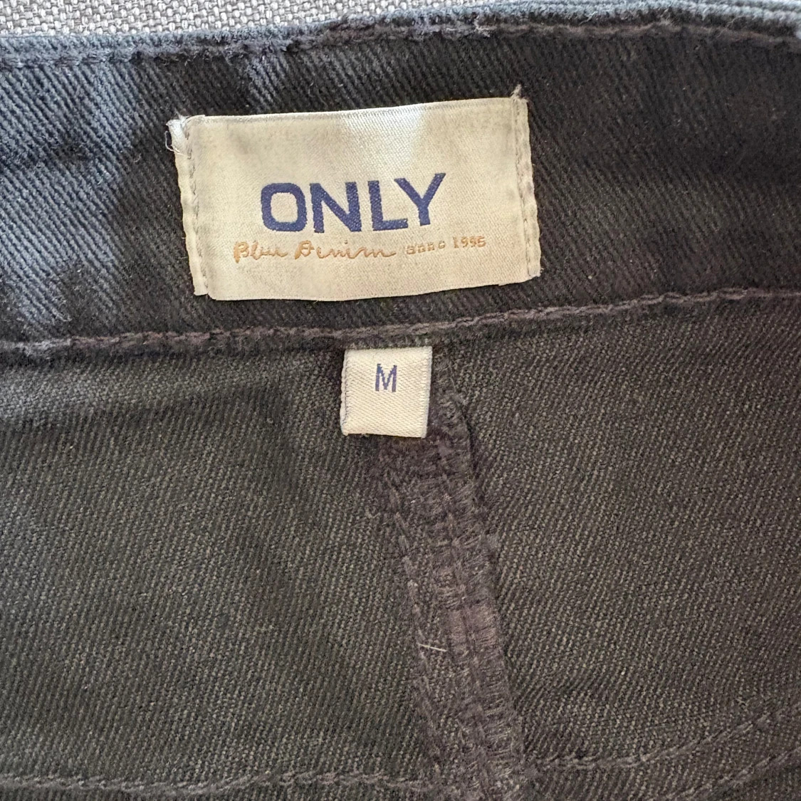 Svart jeanskjol från ONLY, M - 1