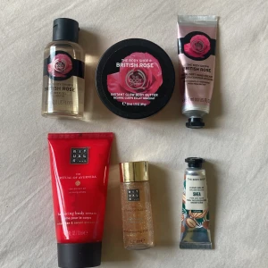 The Body Shop och Rituals  - En dushgel en kräm och två handkrämer från Theo body shop, en body glitter och en kräm från rituals 