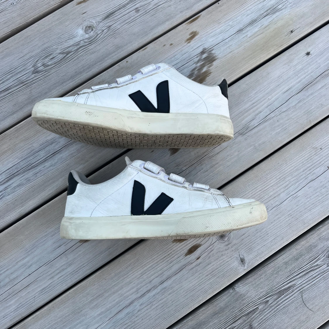 Vita Veja sneakers med kardborre - 1