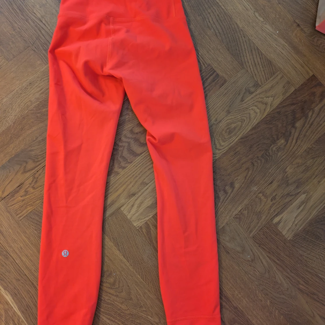 Röda leggings från Lululemon