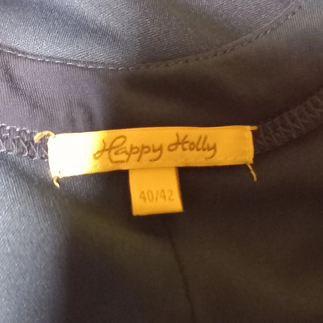 Blå klänning med glittrig krage från Happy Holly - 3