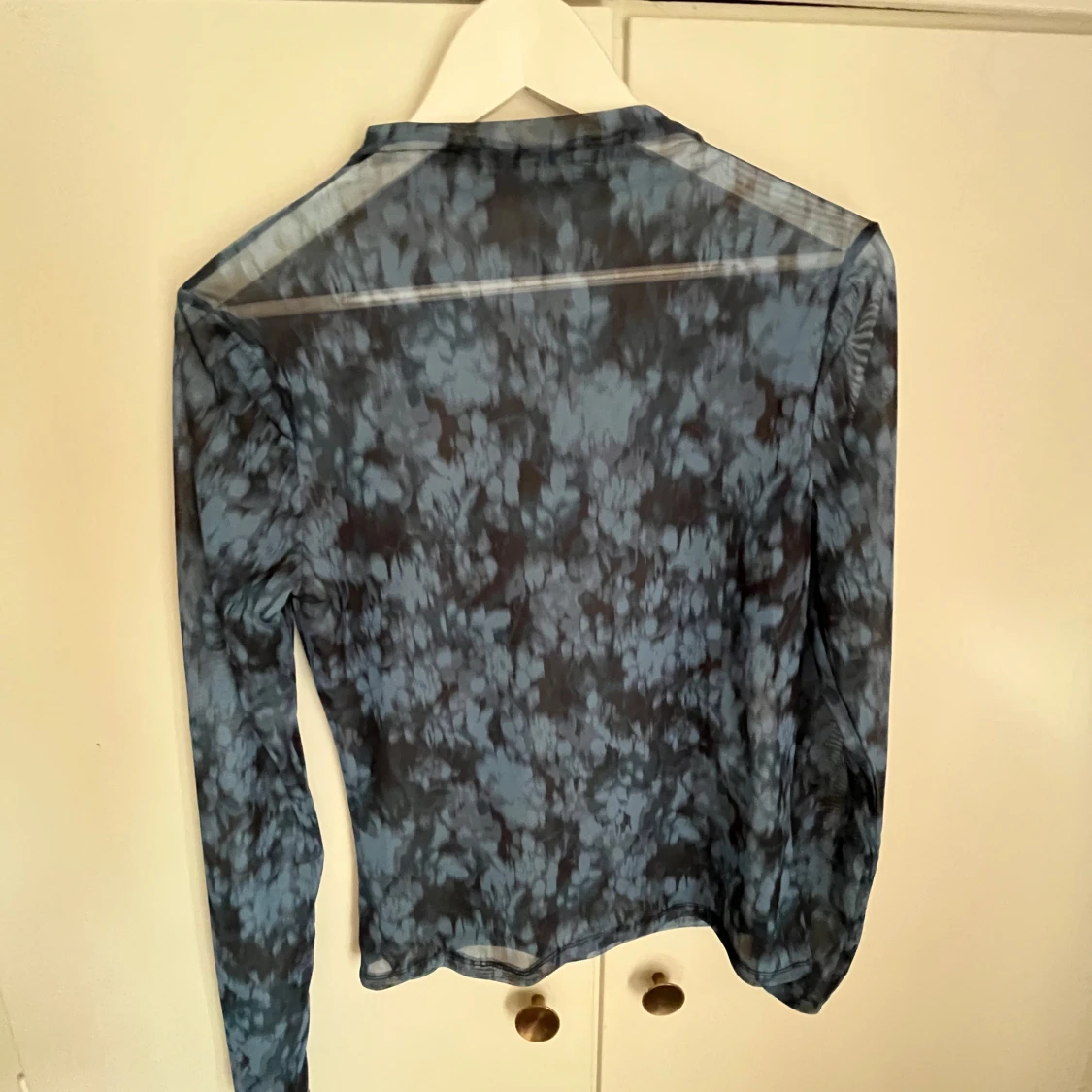 Blå mesh topp med mönster - 2