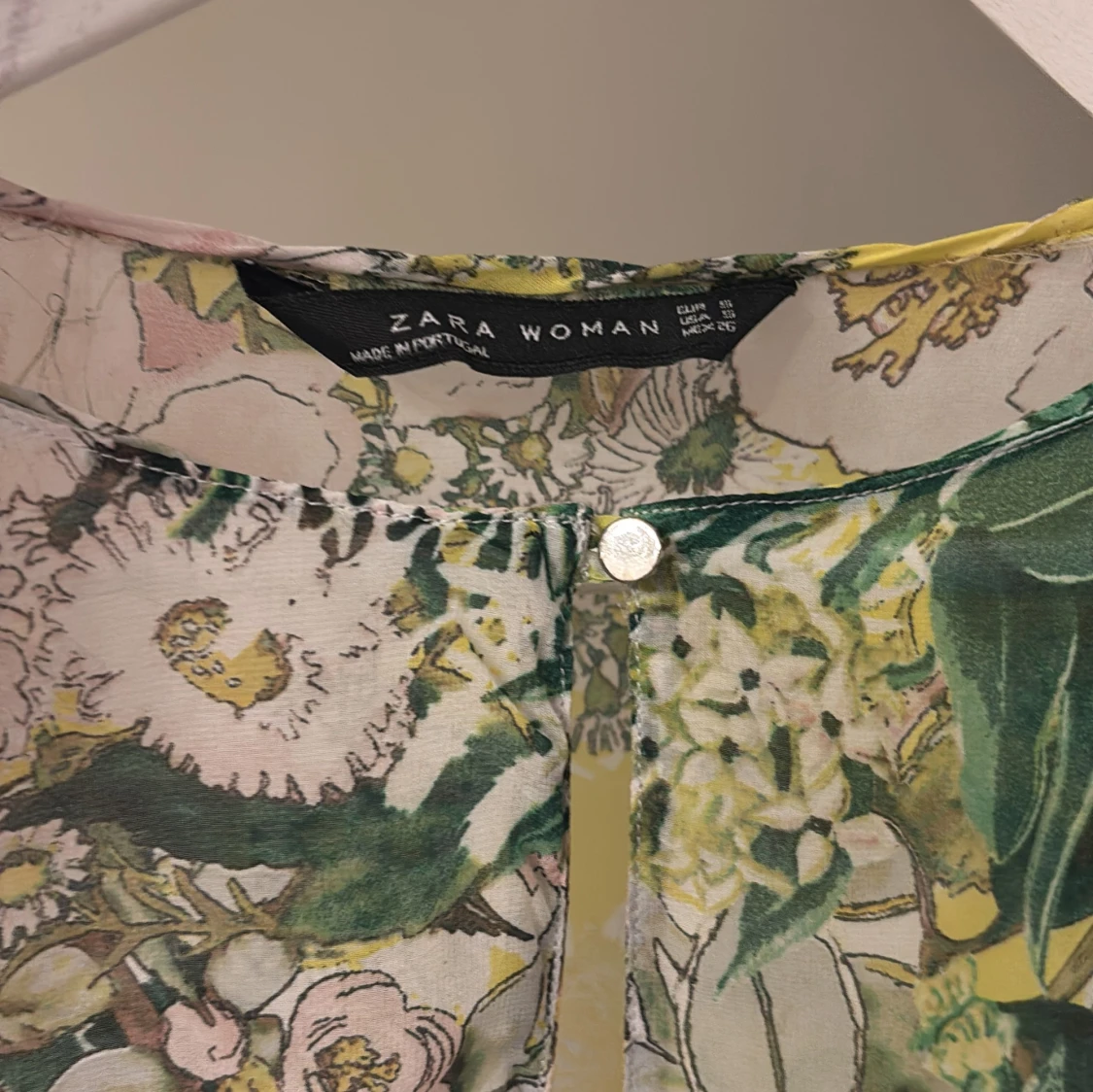 Blommig blus från Zara - 2