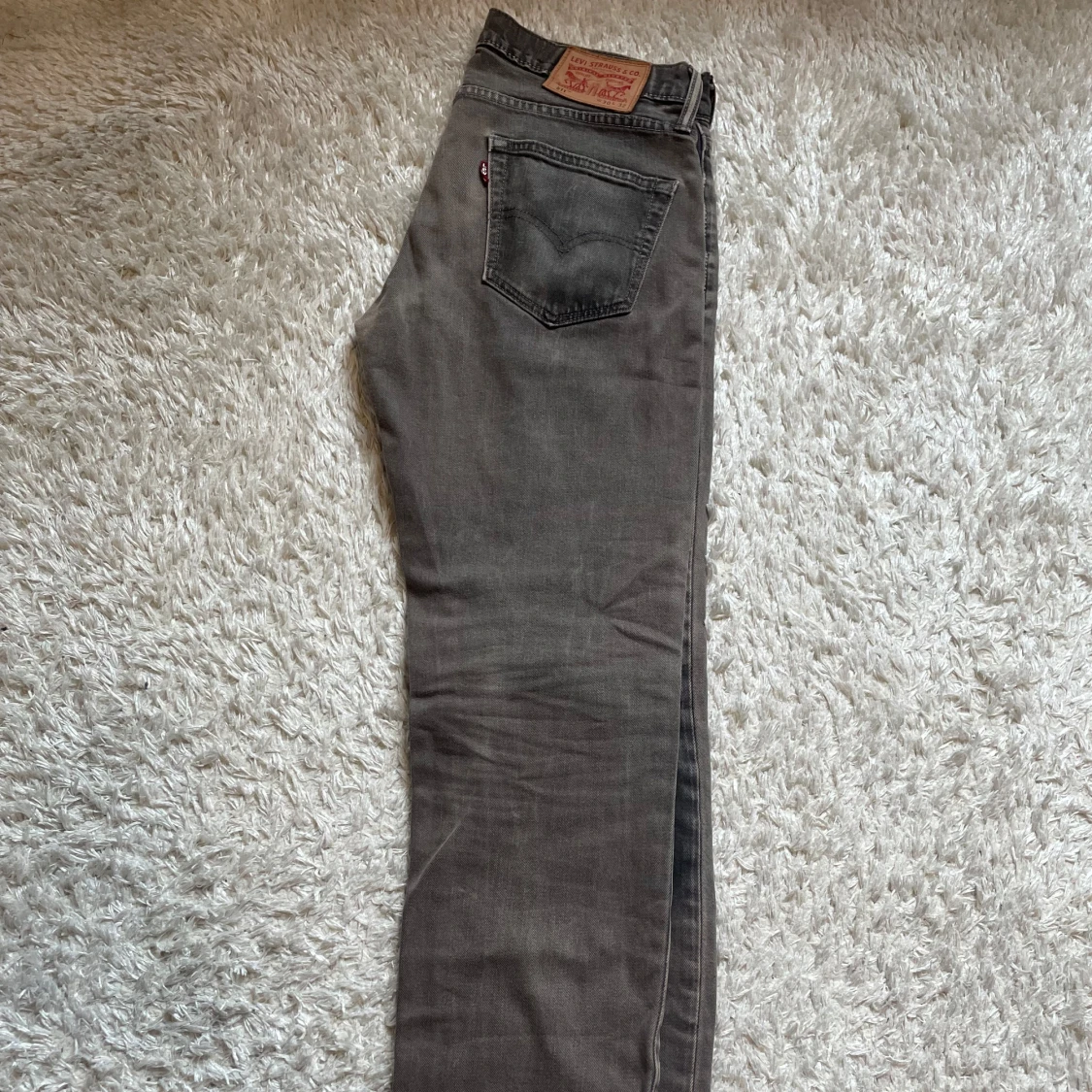 Grå Levi's 511 jeans - 2