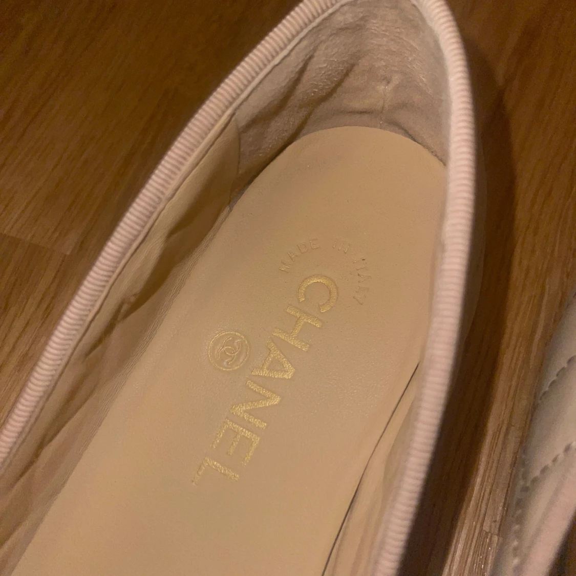 Beige ballerinaskor från Chanel - 1