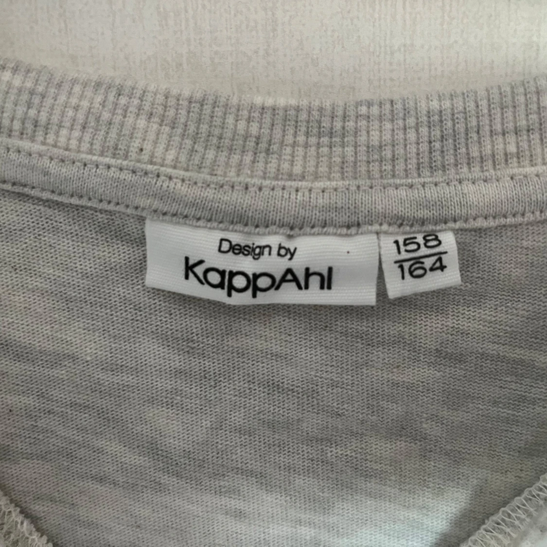 Grå långärmad tröja från KappAhl - 2