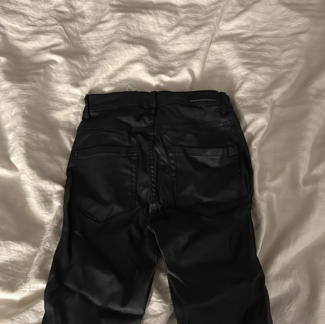 Svarta skinnbyxor  - 3