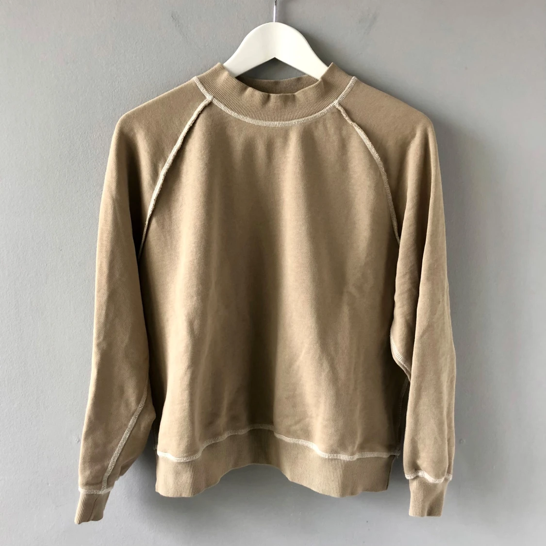 Beige tröja från H&M Sport