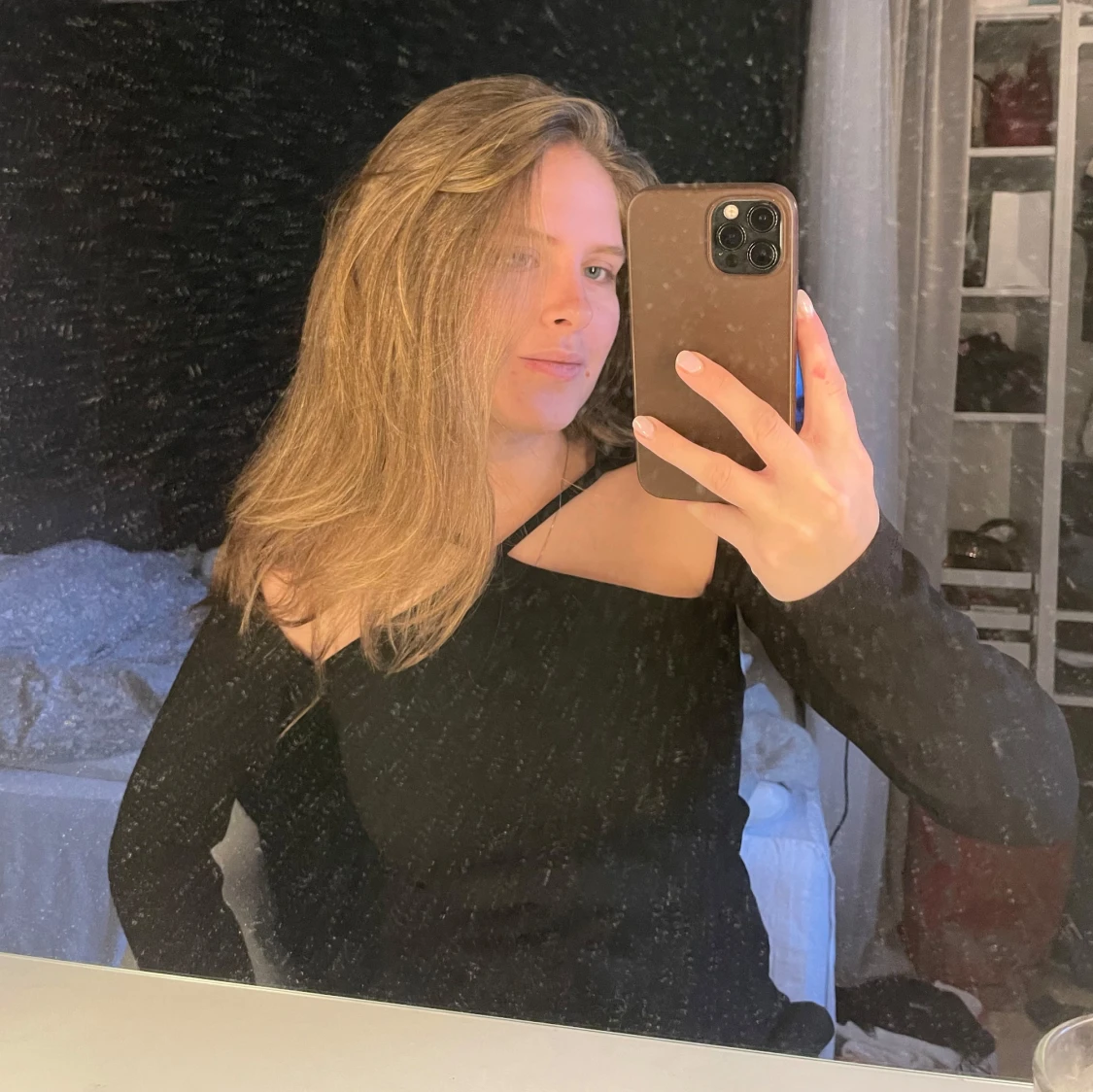 Topp med detaljer  - 1