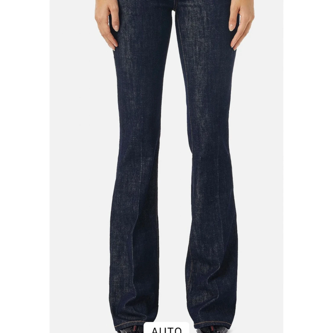 Disel mörkblå bootcut jeans - 2