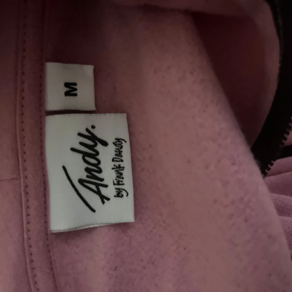 Ljusrosa hoodie från Andy by Frank Dandy - 2