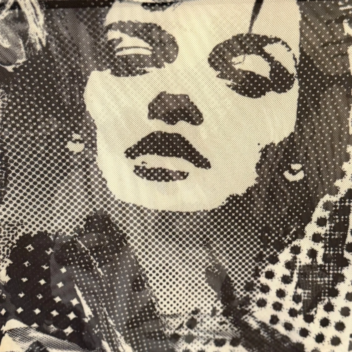 Svartvit mesh croppad långärmad topp - 3