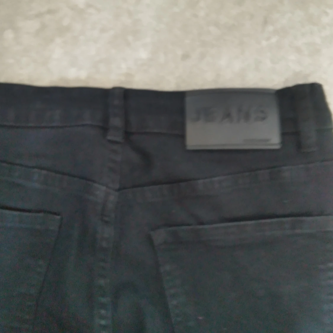 Svarta bootcut jeans i storlek 30 - 2