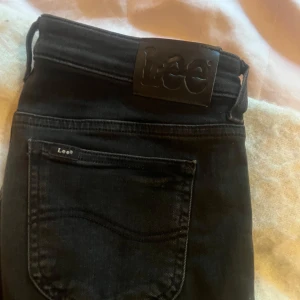 Lee jeans - Lee jeans i nyskick. Stl 38/M. 