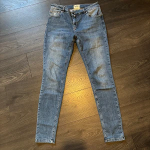 Morris jeans - Morris jeans 32/34 gott skick. Passar både kille och tjej