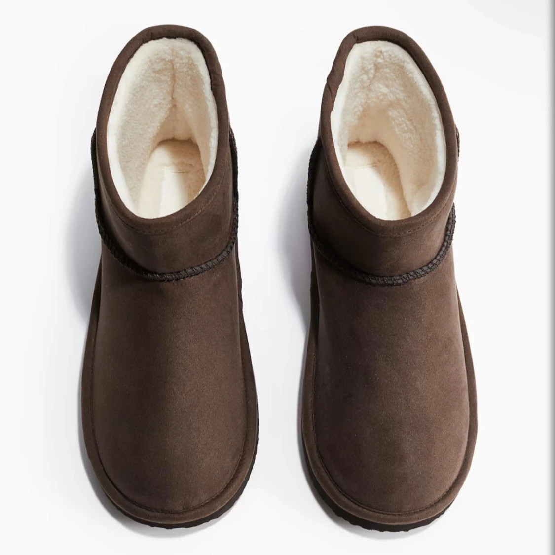 Mörkbruna Uggs  - 1