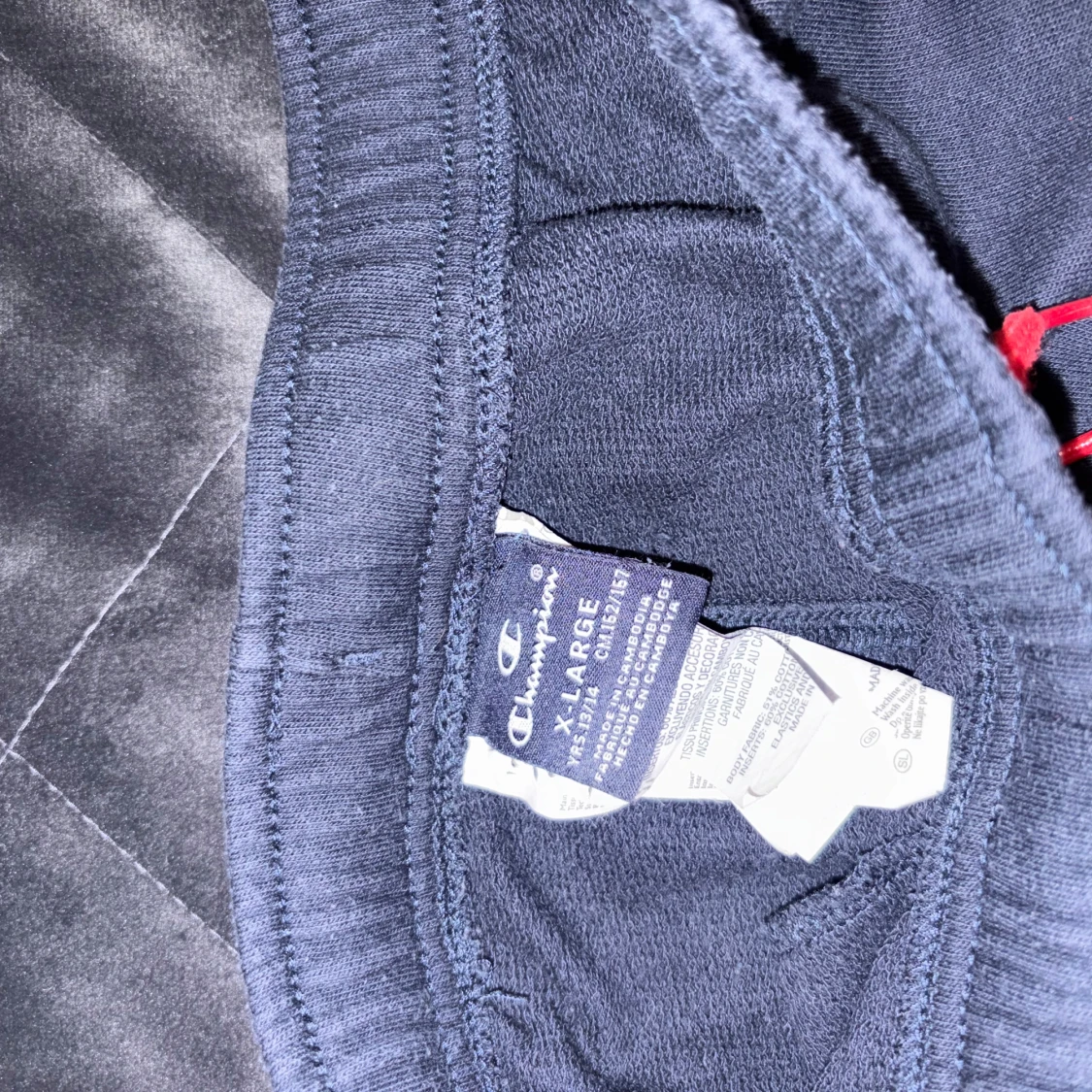 Champion ziptröja i marinblått och rött - 4