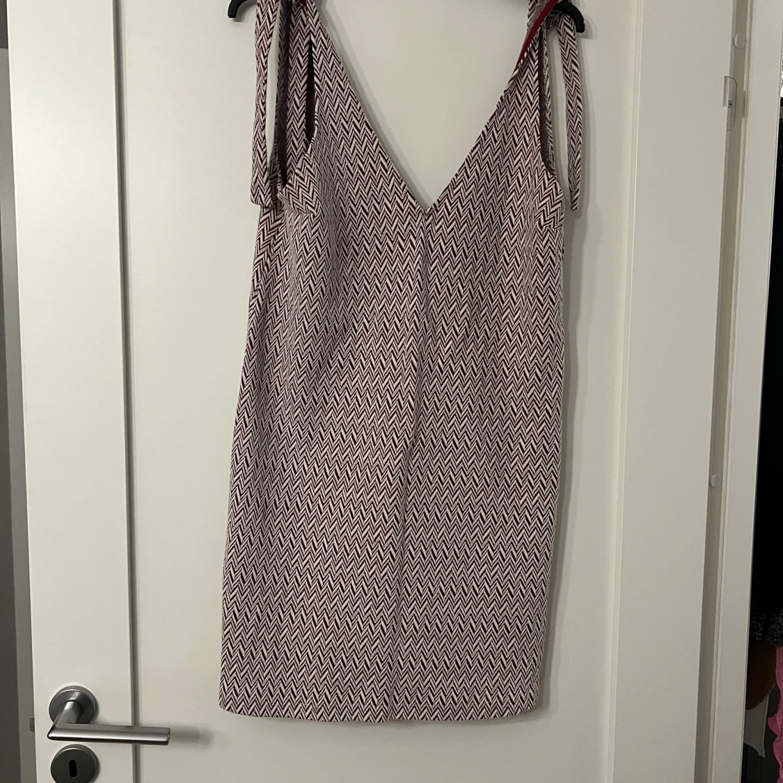 Mönstrad klänning från Pull&Bear - 1