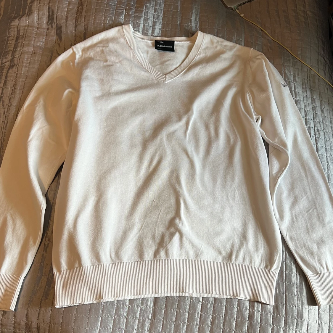 Vit tröja från Peak Performance - 1