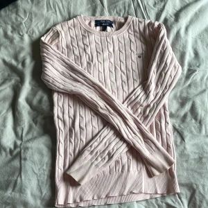 Rosa gant tröja  - Använd men inga defekter