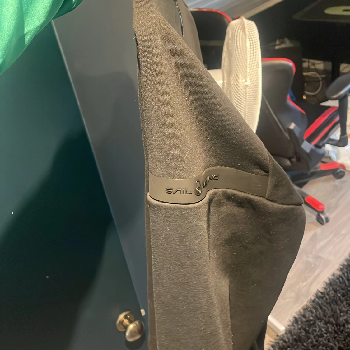 Svart sweatshirt från Sail Racing - 2