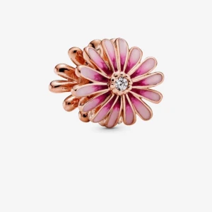 Tusensköna berlock - Pandora - Supersöt berlock av en tusensköna från Pandora -väldigt bra skick och knappt använd💕💕🌸