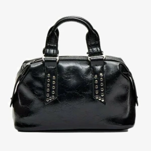 Snygg väska - Snygg svart väska med silver detaljer!!❤️ Från Zalando men finns inte kvar!!