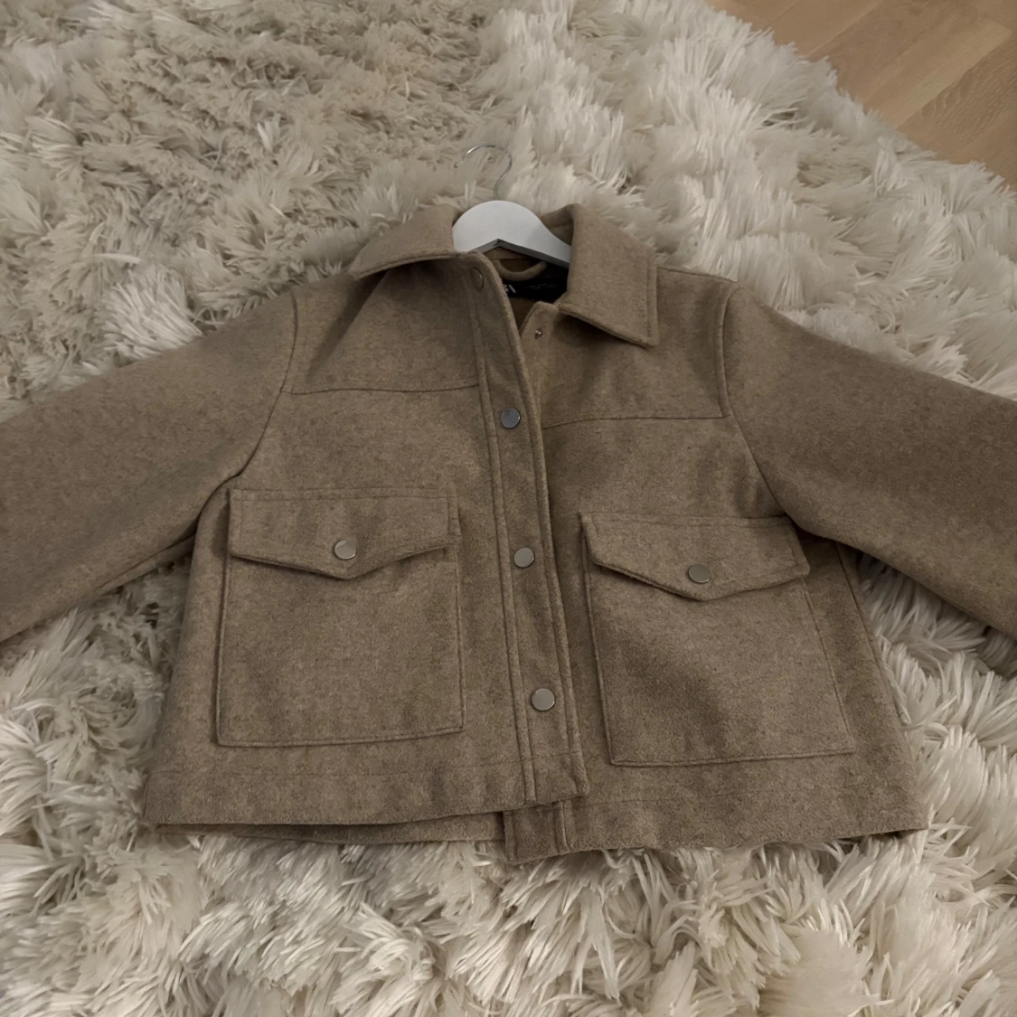 Beige jacka från Zara