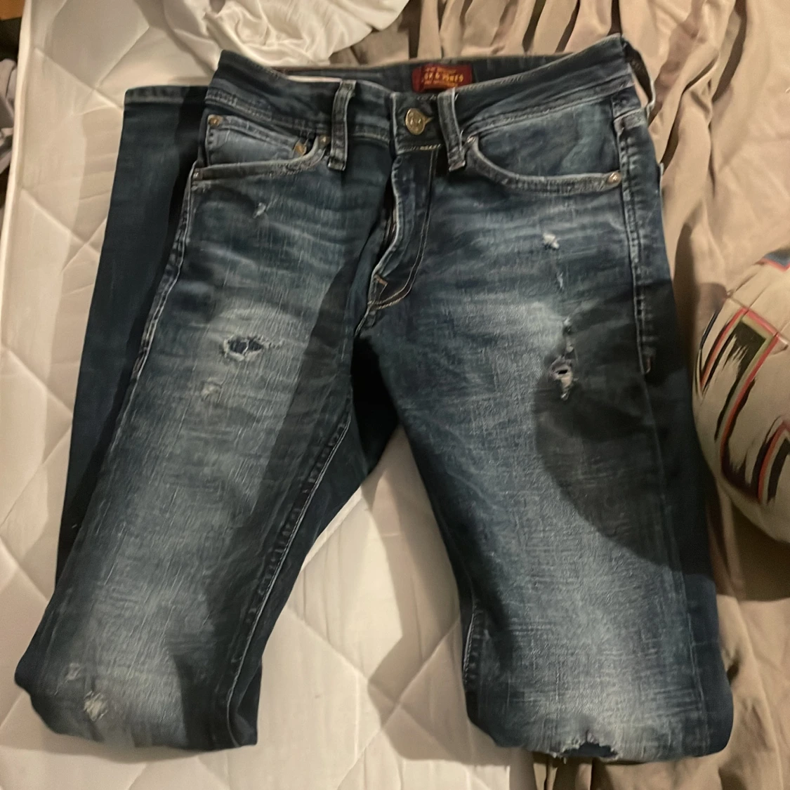 Slitna jeans från Jack & Jones