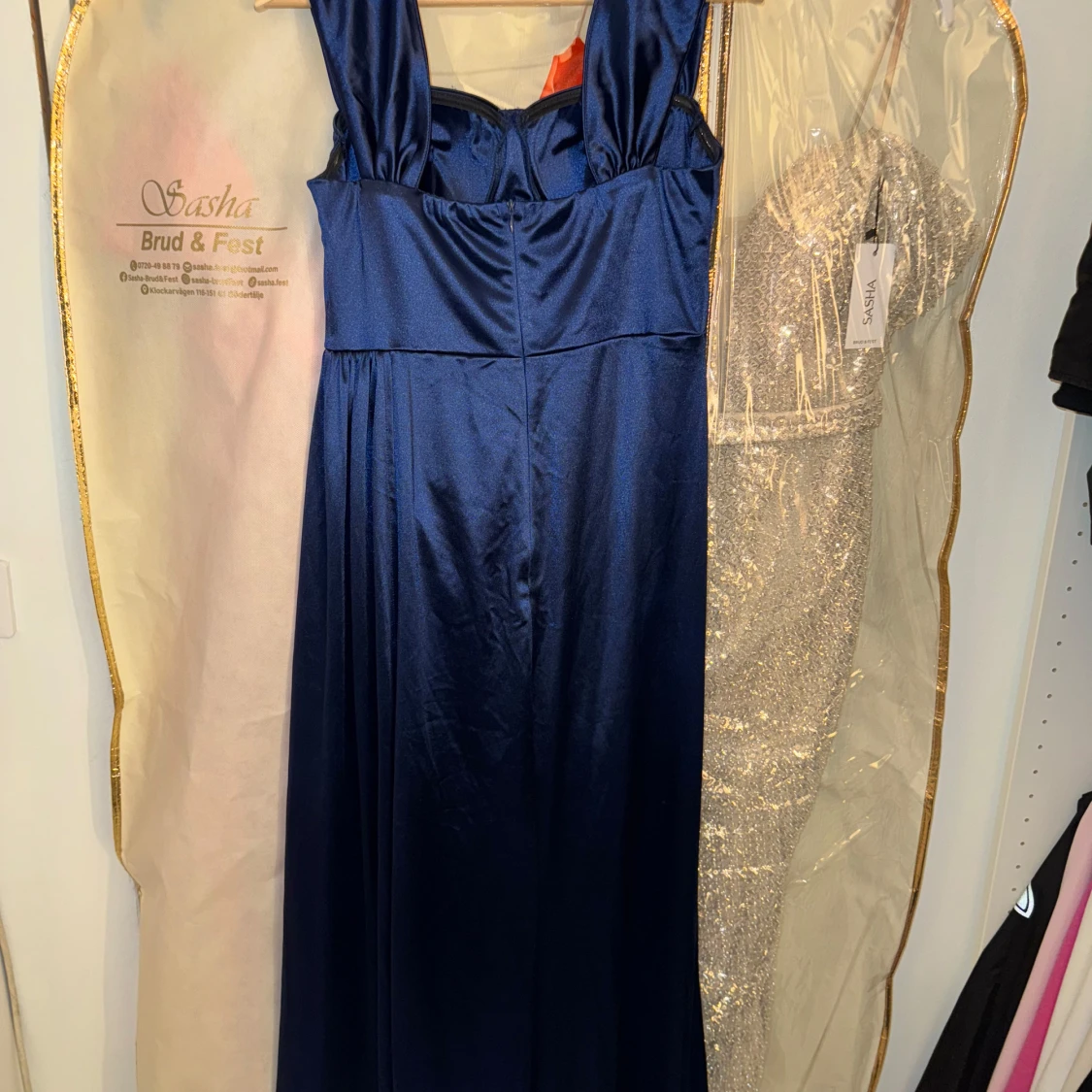 Marinblå långklänning  - 1