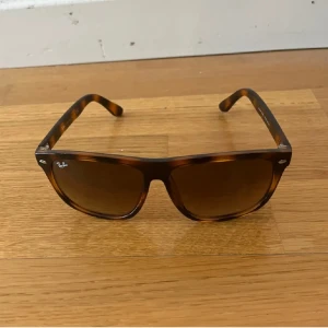 Rayban boyfriend  - Helt nya! Inte orginal