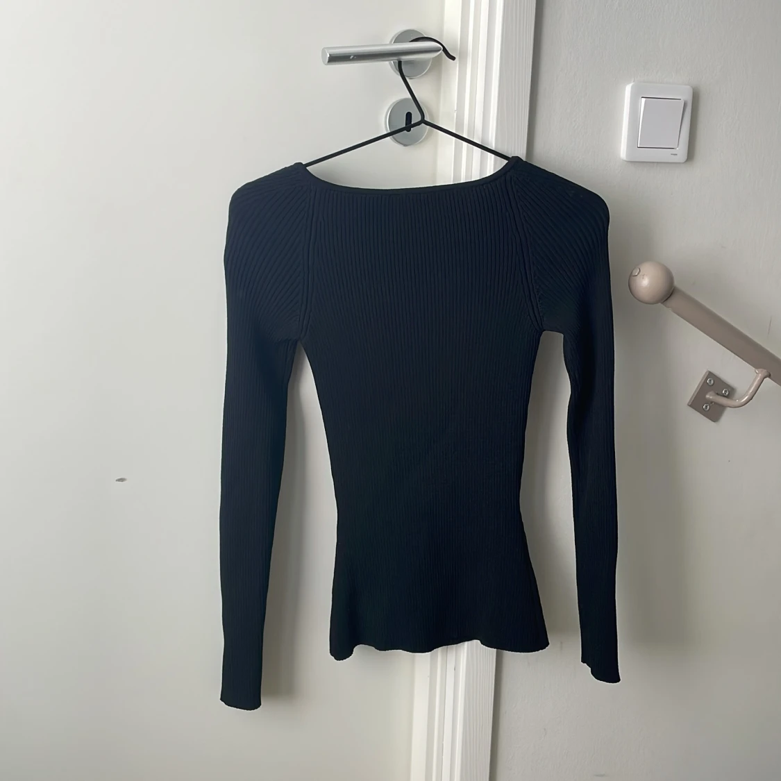 Svart ribbad topp från Primark Edit - 1