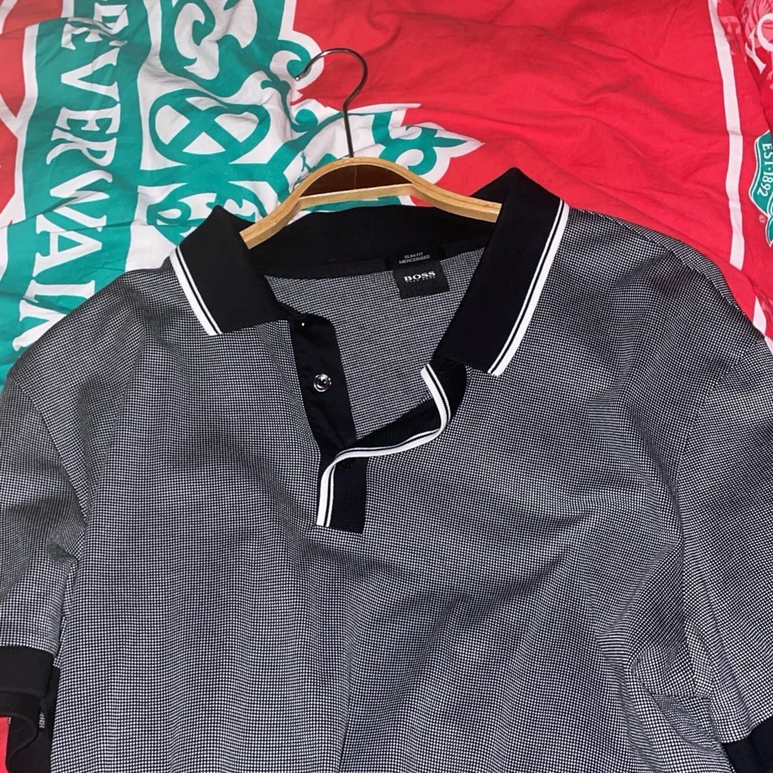 Svartvit pikétröja från Hugo Boss - 2