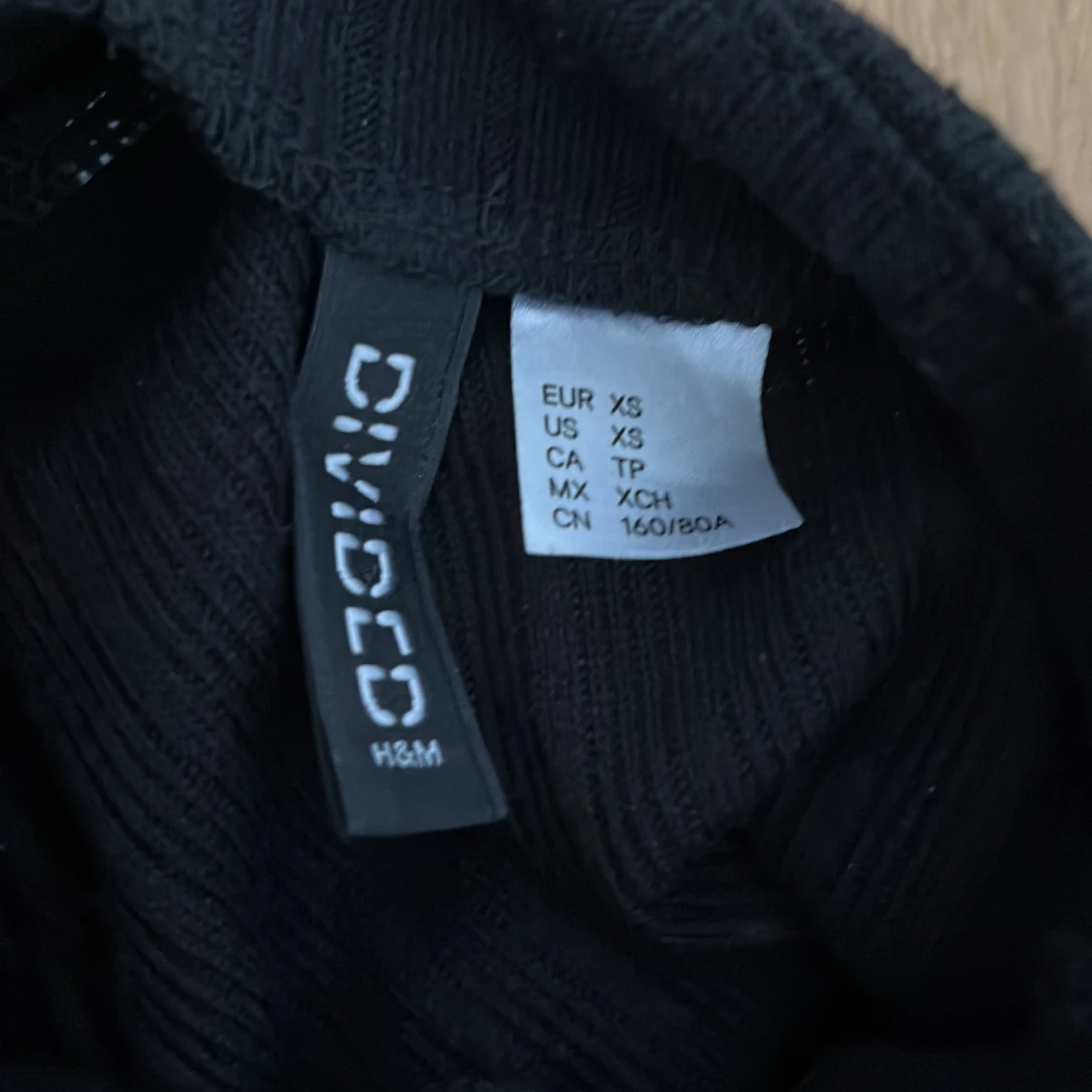 Svart långklänning från Divided - 2