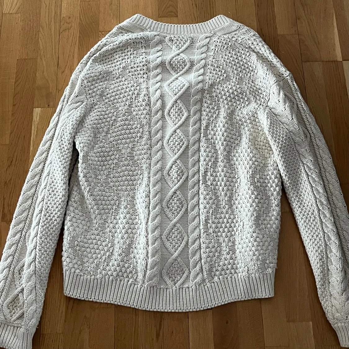 Vailent Cardigan  - 1